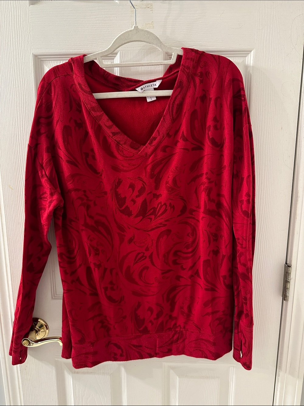 Athleta Red Tonal Swirl V-Neck Pullover